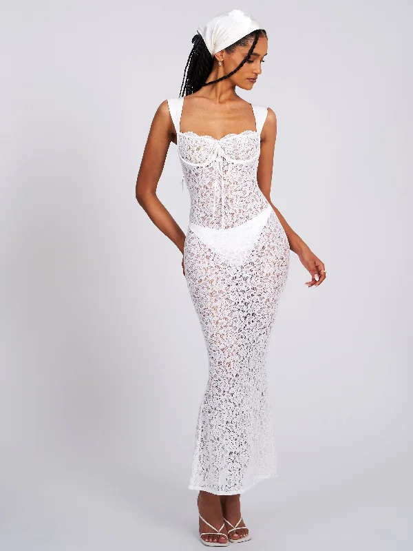 Blowout Deals Veronica White Lace Maxi Dress