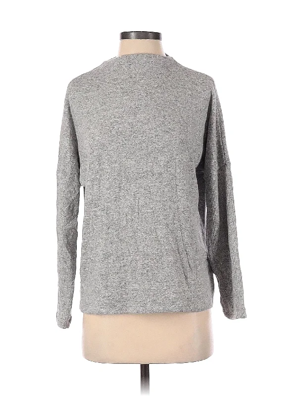 Exclusive Preview Pullover Sweater