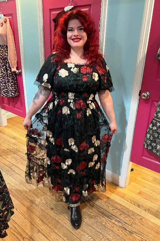 Huge Discounts Floral Tulle Midi Dress in Black