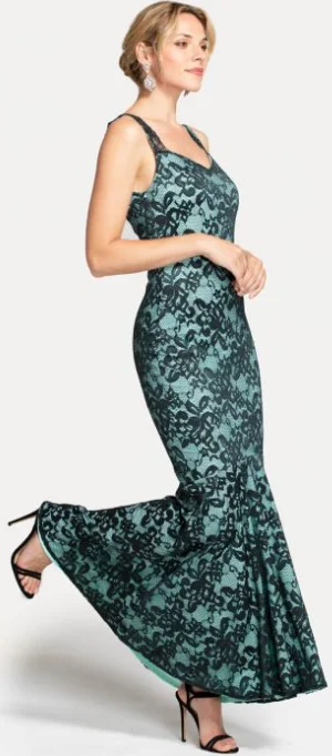 Final Markdown Sweetheart Neckline Lace Gown