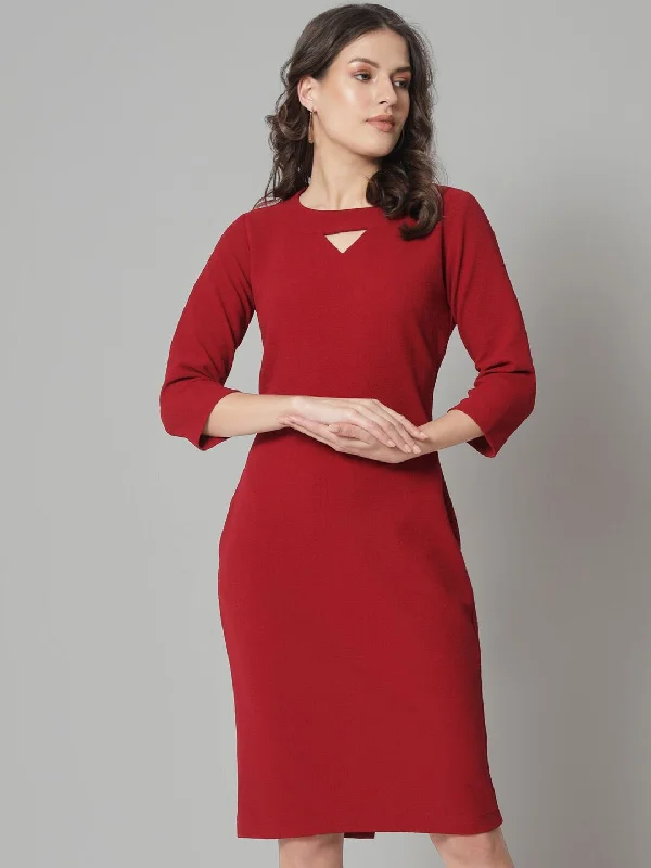 Major Savings V-Neck Knit Stretch Dress - Maroon