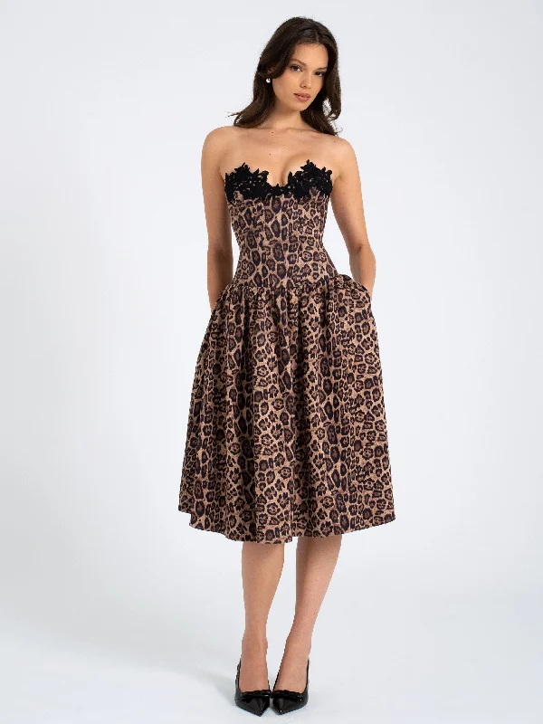 Today Only Uchenna Cheetah Print Stretchy Strapless Midi Dress with lace trim