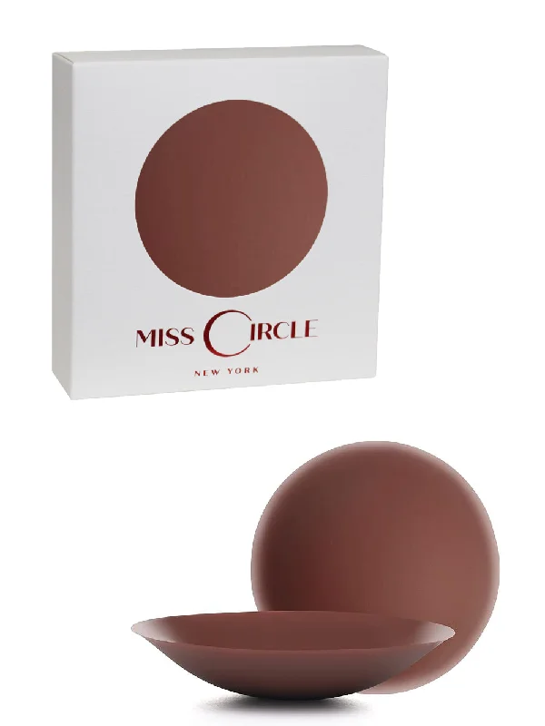 Extra Discounts Miss Circle Dark Brown No Adhesive Silicone Reusable Nipple Covers